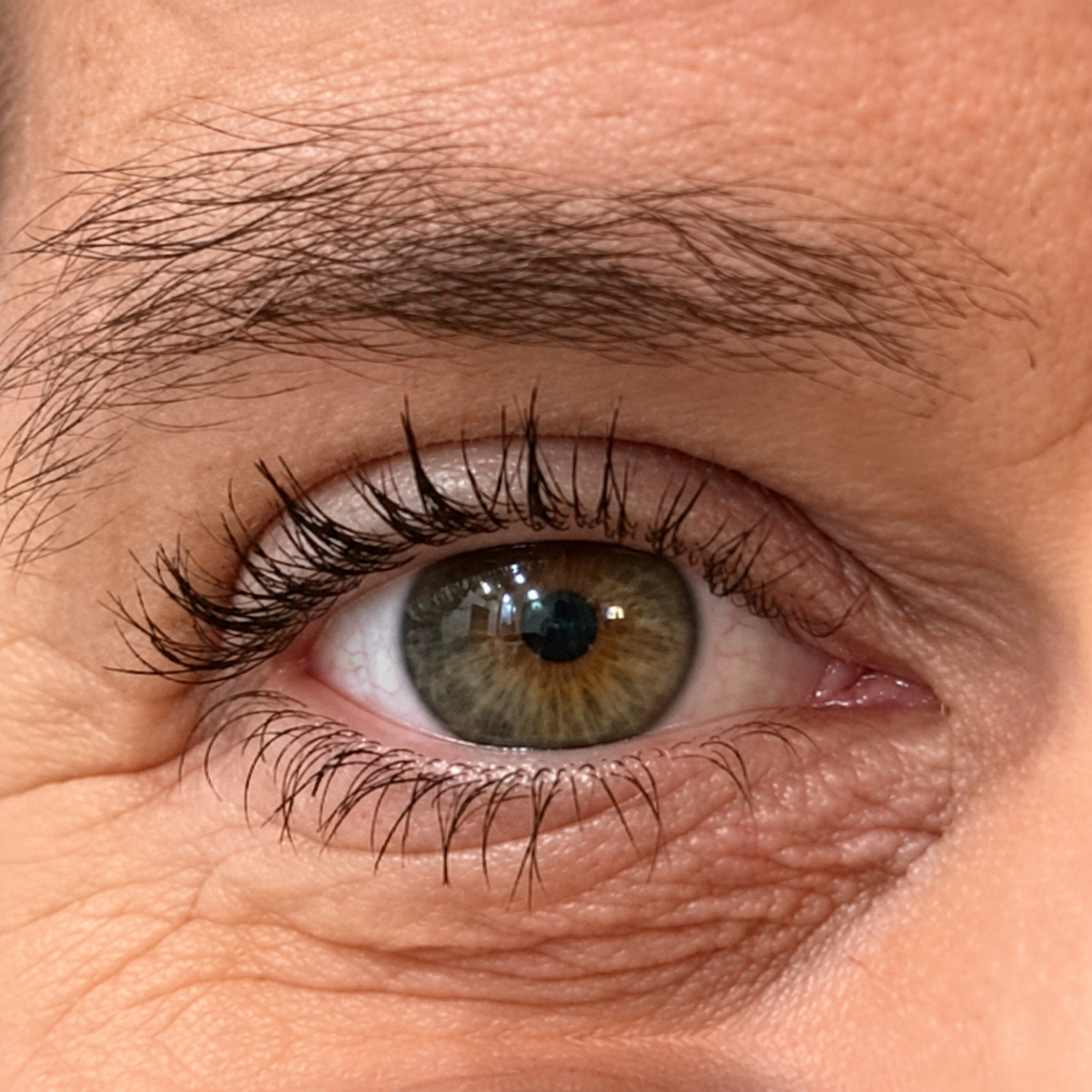 Chrissy G.'s eye after eight weeks using Long Lash Growth Serum